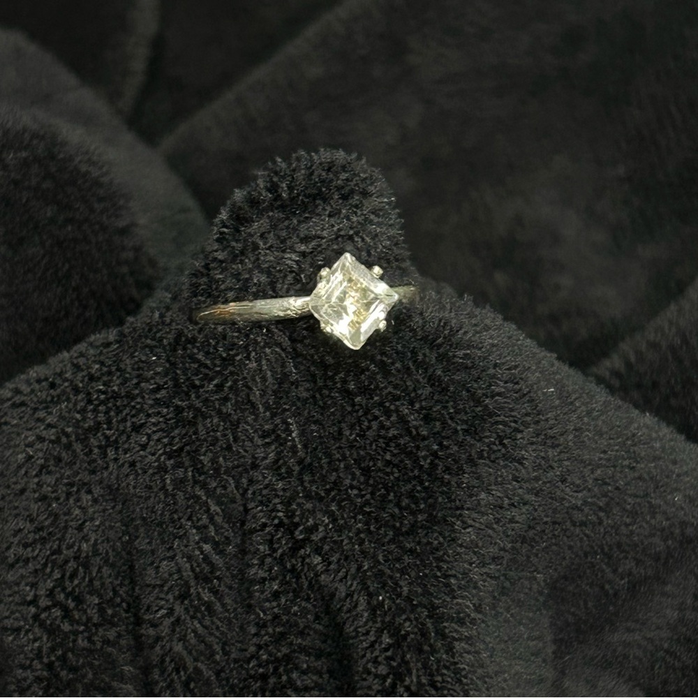 Sterling Silver Ring With Offset Solitaire Prince… - image 1